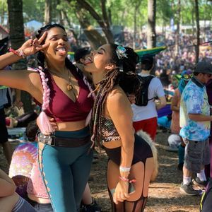 Meet your Posher, Livvi